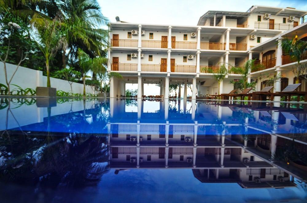 Yala Oga Reach Hotel Тисамахарама Екстериор снимка