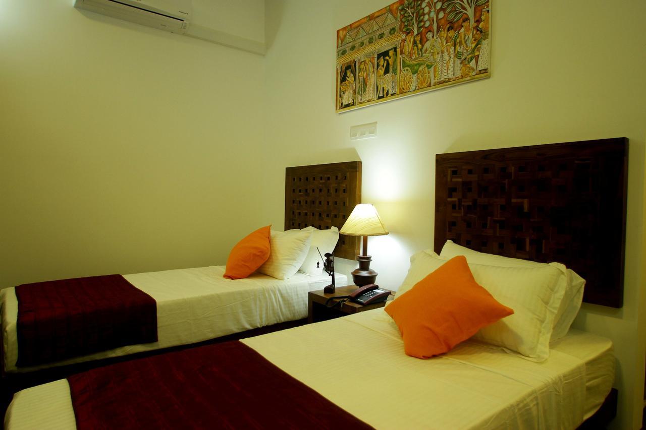 Yala Oga Reach Hotel Тисамахарама Екстериор снимка